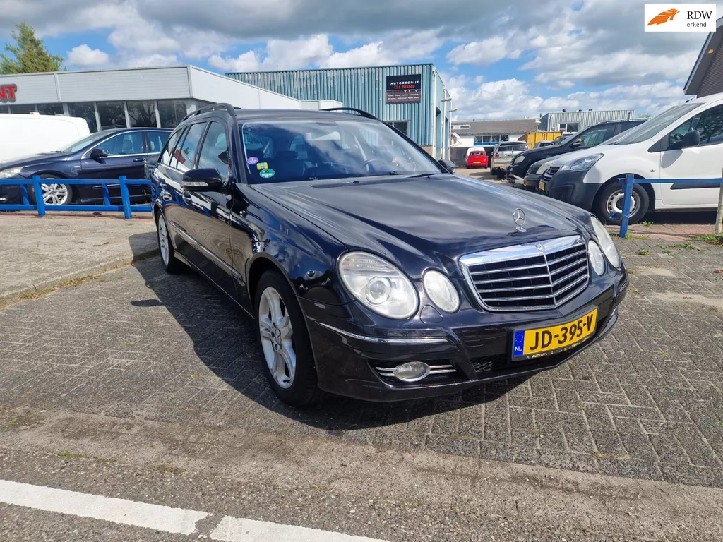Mercedes-Benz E-klasse Estate 280 Classic, foto 1